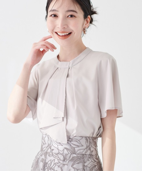 natural couture（ナチュラルクチュール）の「スカーフボータイフレア袖ブラウス（シャツ/ブラウス・レディース・グレイッシュベージュ/アイボリー/ブラウン/その他2/その他1/ネイビー/ミント・FREE）」の4枚目の写真