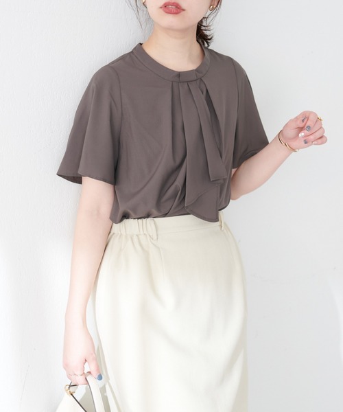 natural couture（ナチュラルクチュール）の「スカーフボータイフレア袖ブラウス（シャツ/ブラウス・レディース・グレイッシュベージュ/アイボリー/ブラウン/その他2/その他1/ネイビー/ミント・FREE）」の12枚目の写真