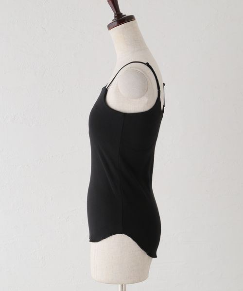 JOINT WORKS（ジョイントワークス）の「【COMMRE / コムル】2WAY ストラップキャミ（キャミソール・レディース・ブラック/ホワイト・FREE）」の3枚目の写真