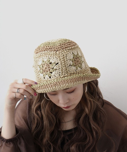 Sense of Grace（センスオブグレース）の「フラワーモチーフ ペーパーハット（ハット・レディース・ブラック/オレンジ/ナチュラル/ベージュ/アッシュ/ブラック系その他・FREE）」の5枚目の写真