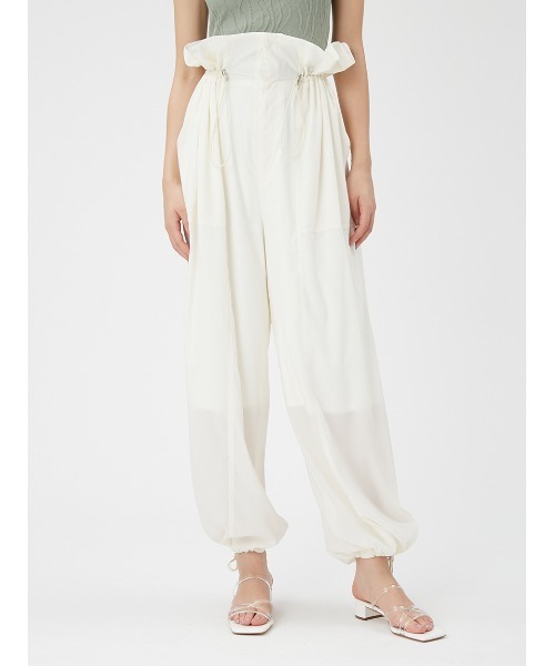 FRAY I.D(フレイアイディー)の「フリルドロストパラシュートパンツ(その他パンツ・レディース・ライトグレー/ホワイト/ネイビー・1/0)」の4枚目の写真