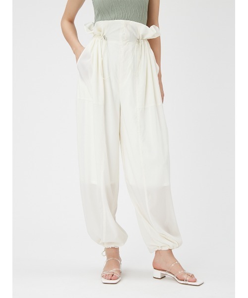 FRAY I.D(フレイアイディー)の「フリルドロストパラシュートパンツ(その他パンツ・レディース・ライトグレー/ホワイト/ネイビー・1/0)」の13枚目の写真