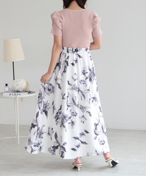 Julia Boutique（ジュリアブティック）の「スクエアネックパワショルニットトップス/24015（ニット/セーター・レディース・ブラック/ブルー/ホワイト/ピンク・ONE）」の21枚目の写真