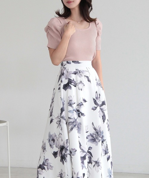 Julia Boutique（ジュリアブティック）の「スクエアネックパワショルニットトップス/24015（ニット/セーター・レディース・ブラック/ブルー/ホワイト/ピンク・ONE）」の20枚目の写真