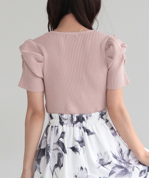Julia Boutique（ジュリアブティック）の「スクエアネックパワショルニットトップス/24015（ニット/セーター・レディース・ブラック/ブルー/ホワイト/ピンク・ONE）」の19枚目の写真