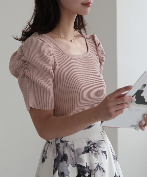 Julia Boutique（ジュリアブティック）の「スクエアネックパワショルニットトップス/24015（ニット/セーター・レディース・ブラック/ブルー/ホワイト/ピンク・ONE）」の18枚目の写真