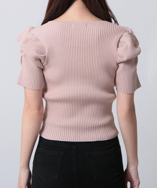 Julia Boutique（ジュリアブティック）の「スクエアネックパワショルニットトップス/24015（ニット/セーター・レディース・ブラック/ブルー/ホワイト/ピンク・ONE）」の12枚目の写真