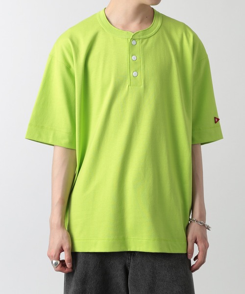 毎日身につけたい【Needles】コットン ヘンリーネックTシャツ Henry Neck Tee - Cotton Pique – NEPENTHES ONLINE STORE