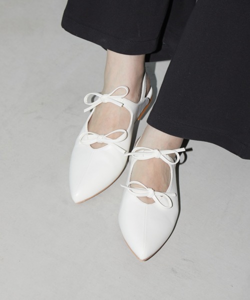 Aunt Marie's(アントマリーズ)の「ダブルリボンポインテッドサンダル(サンダル・レディース・ホワイト/ブラック/シルバー・S/M/L)」の9枚目の写真