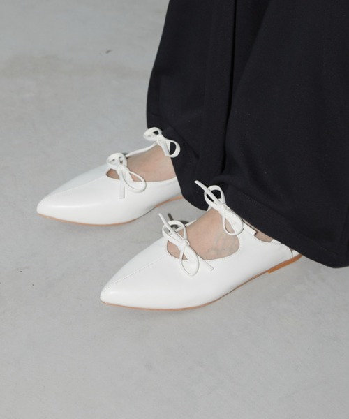 Aunt Marie's(アントマリーズ)の「ダブルリボンポインテッドサンダル(サンダル・レディース・ホワイト/ブラック/シルバー・S/M/L)」の12枚目の写真