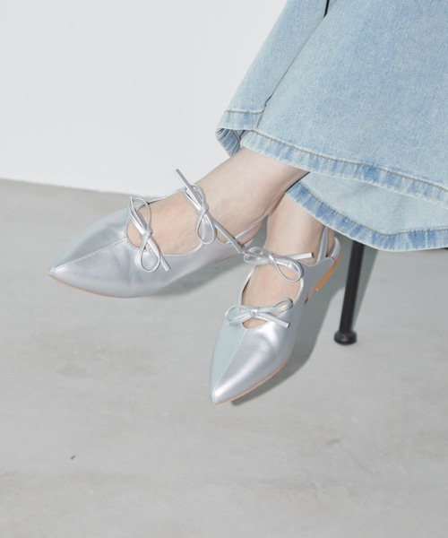 Aunt Marie's(アントマリーズ)の「ダブルリボンポインテッドサンダル(サンダル・レディース・ホワイト/ブラック/シルバー・S/M/L)」の18枚目の写真