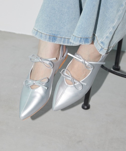 Aunt Marie's(アントマリーズ)の「ダブルリボンポインテッドサンダル(サンダル・レディース・ホワイト/ブラック/シルバー・S/M/L)」の19枚目の写真