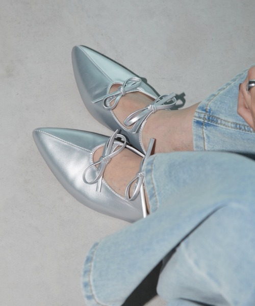 Aunt Marie's(アントマリーズ)の「ダブルリボンポインテッドサンダル(サンダル・レディース・ホワイト/ブラック/シルバー・S/M/L)」の22枚目の写真