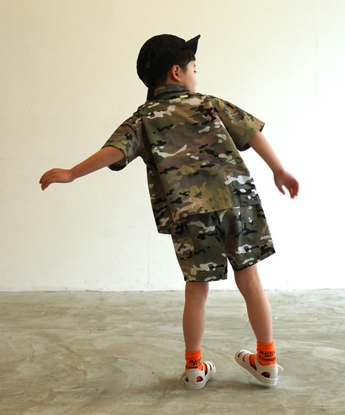 WILD THINGS(ワイルドシングス)の「【WILD THINGS】別注S/Sシャツ(100~150cm)(シャツ/ブラウス・キッズ・ベージュ/グリーン・100/110/120/130/140/150)」の11枚目の写真