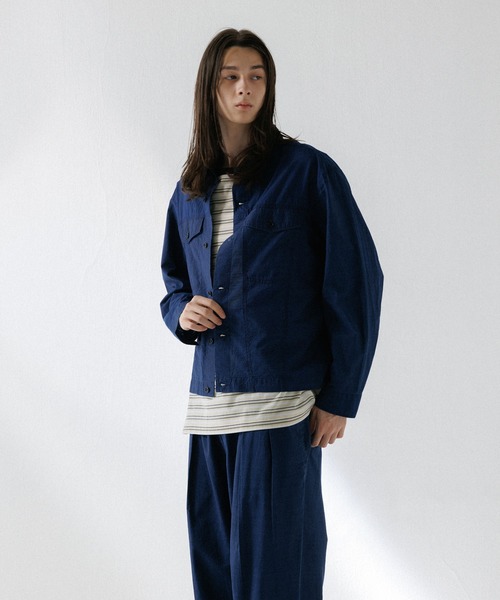 ADAM ET ROPE'(アダムエロペ)の「超軽量 ボックスシルエット デニム ワーク ロングスリーブシャツ(シャツ/ブラウス・メンズ・ネイビー/ブルー系その他6・M/L)」の22枚目の写真