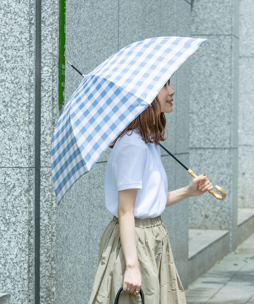 SMELLY（スメリー）の「【晴雨兼用】because　ギンガムチェックバンブー長傘（長傘・レディース・ブルー系その他/ブラック・FREE）」の10枚目の写真
