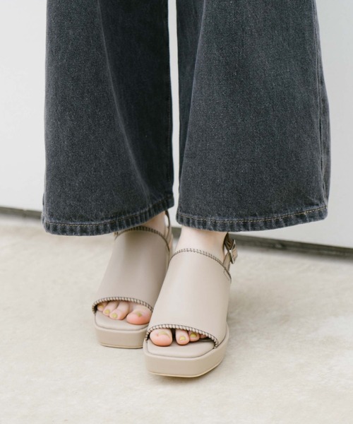 archives（アルシーヴ）の「ストームバックバンドサンダル（サンダル・レディース・ブラック/アイボリー・MEDIUM/LARGE）」の11枚目の写真