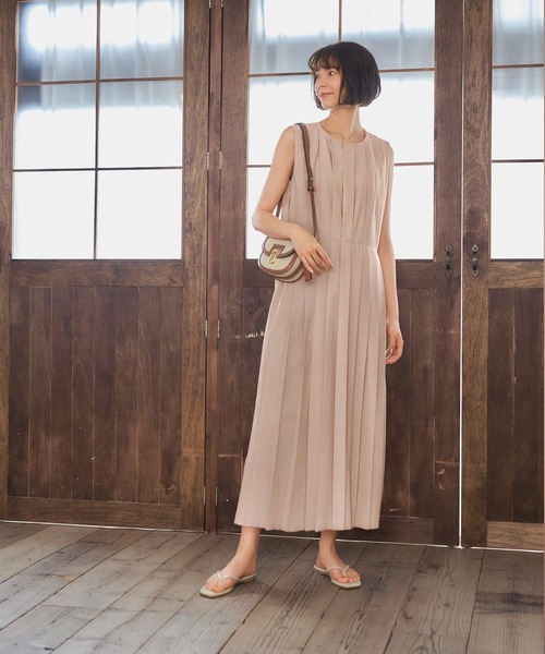 新品未使用　STYLE DELI 【LUXE】全体プリーツワンピース LUXE】全体プリーツワンピース（ワンピース）｜STYLE DELI