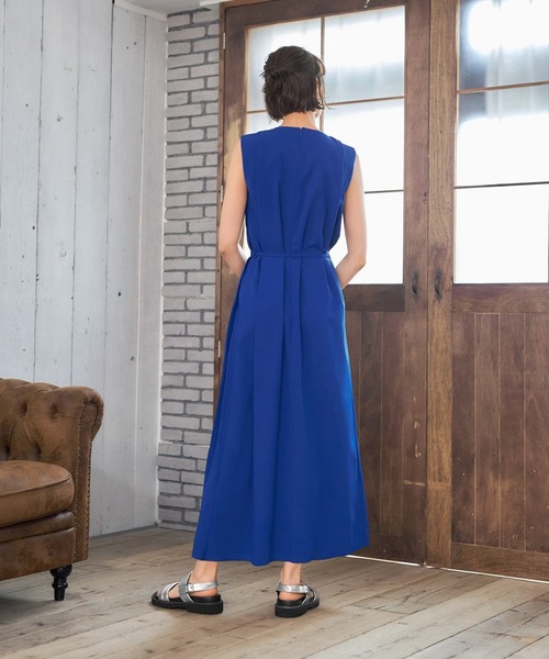 新品未使用　STYLE DELI 【LUXE】全体プリーツワンピース LUXE】全体プリーツワンピース（ワンピース）｜STYLE DELI