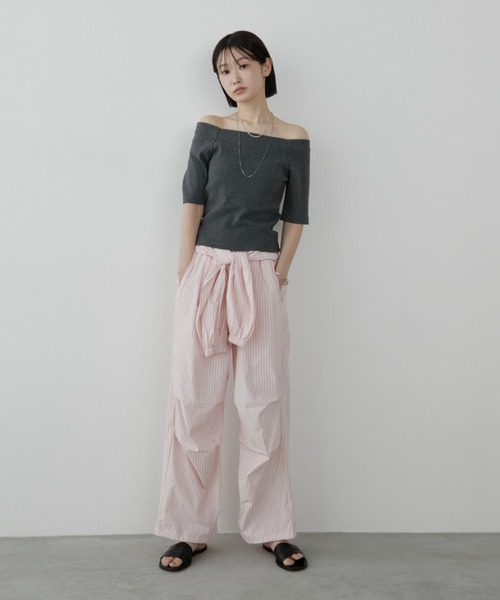 Aunt Marie's(アントマリーズ)の「カップ付きオフショルリブハーフスリーブトップス/カットソー(Tシャツ/カットソー・レディース・ネイビー/ホワイト/ライトグレー/ブラウン/ブラック/チャコールグレー・FREE)」の22枚目の写真