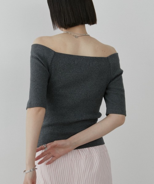 Aunt Marie's(アントマリーズ)の「カップ付きオフショルリブハーフスリーブトップス/カットソー(Tシャツ/カットソー・レディース・ネイビー/ホワイト/ライトグレー/ブラウン/ブラック/チャコールグレー・FREE)」の16枚目の写真