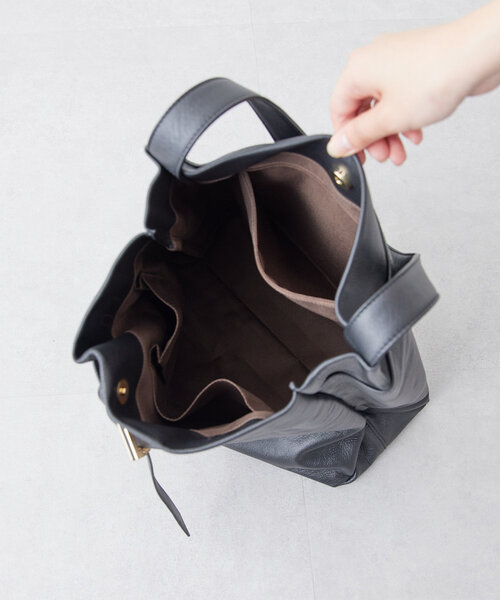 GALLARDAGALANTE(ガリャルダガランテ)の「【2.718】ベルトワンショルダーバッグ(ショルダーバッグ・レディース・ブラウン/ブラック・FREE)」の11枚目の写真