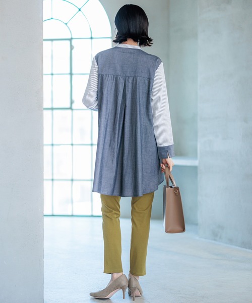 BELLUNA PLUS（ベルーナ）の「ストライプ×異素材切替シャツチュニック（チュニック・レディース・杢グレー/ネイビー系・X-LARGE/LARGE/MEDIUM）」の10枚目の写真