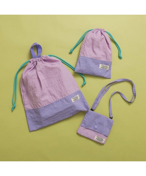 BREEZE（ブリーズ）の「巾着(Mサイズ)（ポーチ・キッズ・ブラック/レッド/ラベンダー/ブルー・MEDIUM）」の14枚目の写真