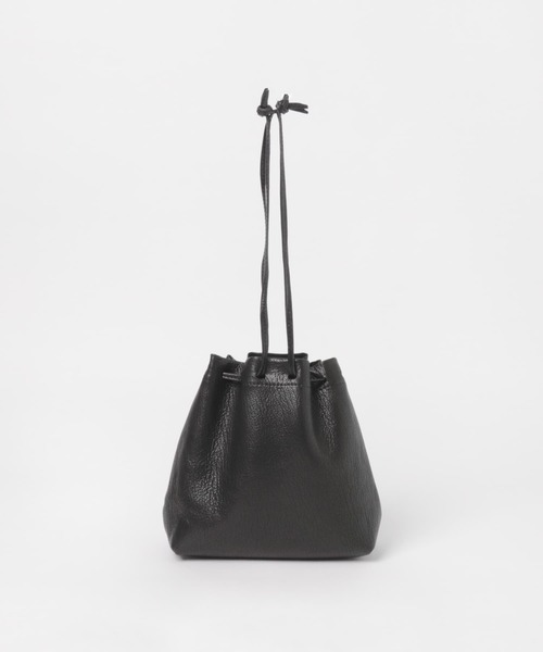 MASTER&Co(マスターアンドコー)の「MASTER&Co. GOAT LEATHER KINCHAKU BAG(ショルダーバッグ・メンズ・ブラウン/ブラック・-)」の2枚目の写真