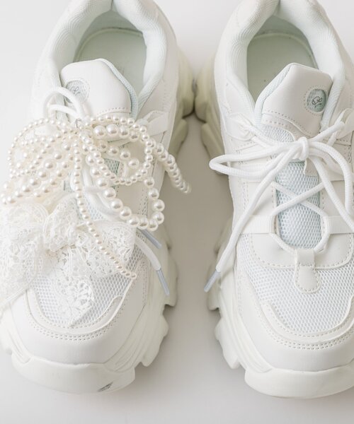 OLIVE des OLIVE（オリーブデオリーブ）の「パールリボンチャーム（ネックレス・レディース・シルバー/ホワイト・FREE）」の7枚目の写真