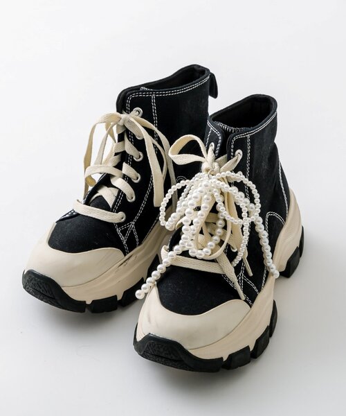 OLIVE des OLIVE（オリーブデオリーブ）の「パールリボンチャーム（ネックレス・レディース・シルバー/ホワイト・FREE）」の8枚目の写真