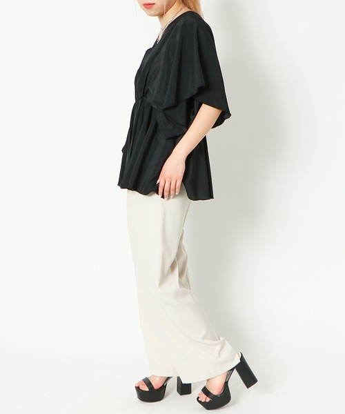 GORGE(ゴージ)の「《ウエストギャザー×フレア袖》レディース Vネックプルオーバー 体型カバー 春夏秋(Tシャツ/カットソー・レディース・ブラック/ミント/ピンク/オフホワイト/ベージュ・F)」の18枚目の写真