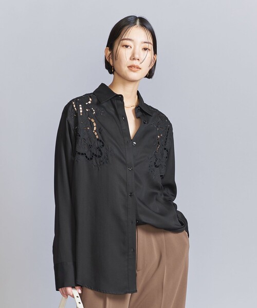 BEAUTY&YOUTH UNITED ARROWS（ビューティーアンドユースユナイテッドアローズ）の「セルロース エンブロイダリー シャツ（シャツ/ブラウス・レディース・オリーブ/ブラック・FREE）」の2枚目の写真
