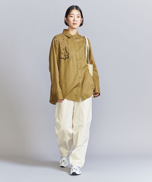 BEAUTY&YOUTH UNITED ARROWS（ビューティーアンドユースユナイテッドアローズ）の「セルロース エンブロイダリー シャツ（シャツ/ブラウス・レディース・オリーブ/ブラック・FREE）」の5枚目の写真