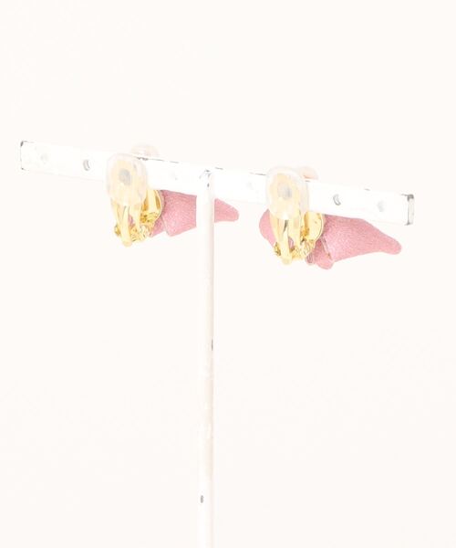 倭物やカヤ(ワモノヤカヤ)の「【倭物やカヤ】つまみ細工 花びらイヤリング(イヤリング・レディース・ライトパープル/キナリ/ライトピンク/スカイブルー・FREE)」の5枚目の写真