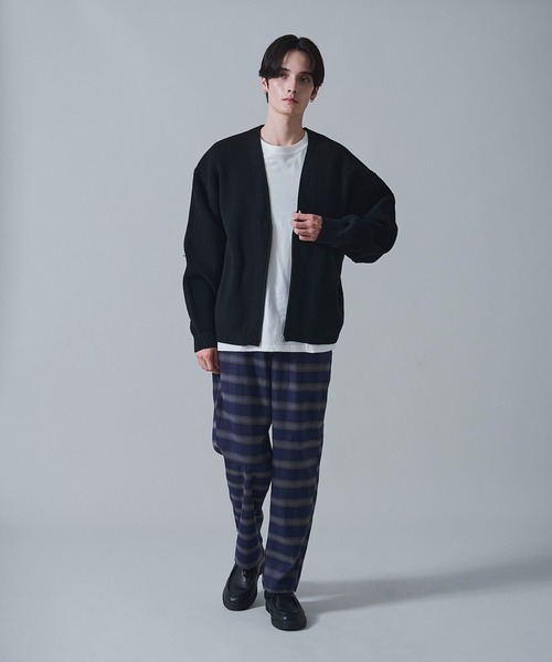 BROWNY(ブラウニー)の「BROWNY/チェックテーパードスラックス(スラックス・メンズ・ベージュ系その他2/ブルー系その他2・MEDIUM/LARGE)」の4枚目の写真