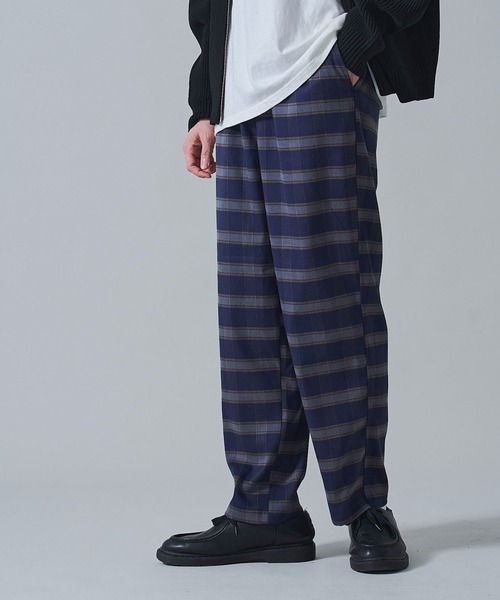 BROWNY(ブラウニー)の「BROWNY/チェックテーパードスラックス(スラックス・メンズ・ベージュ系その他2/ブルー系その他2・MEDIUM/LARGE)」の14枚目の写真