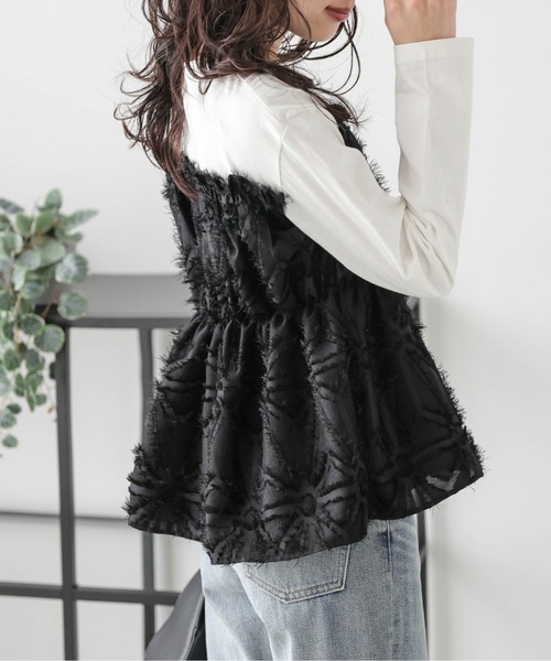 AMELY(エミリー)の「ジャガードペプラムドッキングトップス(Tシャツ/カットソー・レディース・カーキ/ホワイト/ブラック/ネイビー・フリー)」の8枚目の写真