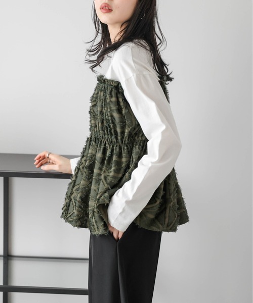 AMELY(エミリー)の「ジャガードペプラムドッキングトップス(Tシャツ/カットソー・レディース・カーキ/ホワイト/ブラック/ネイビー・フリー)」の18枚目の写真