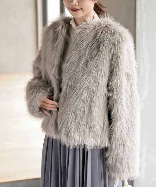 ロングフェイクファーノーカラーショートコート（ノーカラージャケット