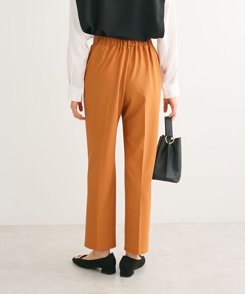 Green　Parks（グリーンパークス）の「らくスレ　ストレートパンツ（スラックス・レディース・オレンジ/ブラック/グレイッシュベージュ/ホワイト系その他2・FREE）」の13枚目の写真