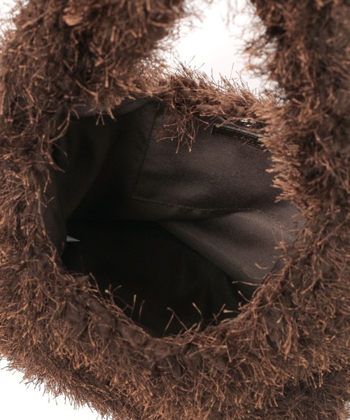 LAKOLE（ラコレ）の「シャギーボアショルダーバッグ / 147018（ショルダーバッグ・レディース・グレー/ブラウン/ベージュ・FREE）」の10枚目の写真