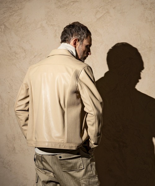 C DIEM（カルペディエム）の「C DIEM(カルペディエム)AMFステッチ エクセラファスナー ライダースジャケット レザージャケット（ライダースジャケット・メンズ・ブラック/ベージュ・M/L）」の11枚目の写真