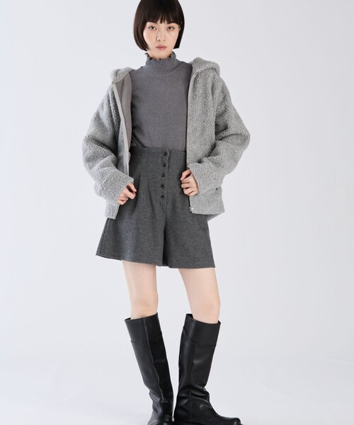 To b. by agnes b.(トゥービーバイアニエスベー)の「WEB限定 WW91 HOODIE ボアジップフーディ(ダッフルコート・レディース・グレー系その他・40/38)」の11枚目の写真