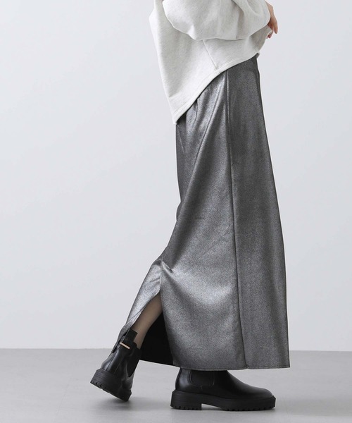 Gready Brilliant（グレディブリリアン）の「ラメダンボールタイト