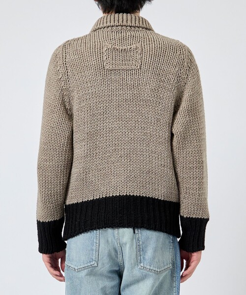 OUAT(オーユーエーティー)の「【OUAT/オーユーエーティー】META KNIT(ニット/セーター・メンズ・グレイッシュベージュ/レッド・3)」の19枚目の写真