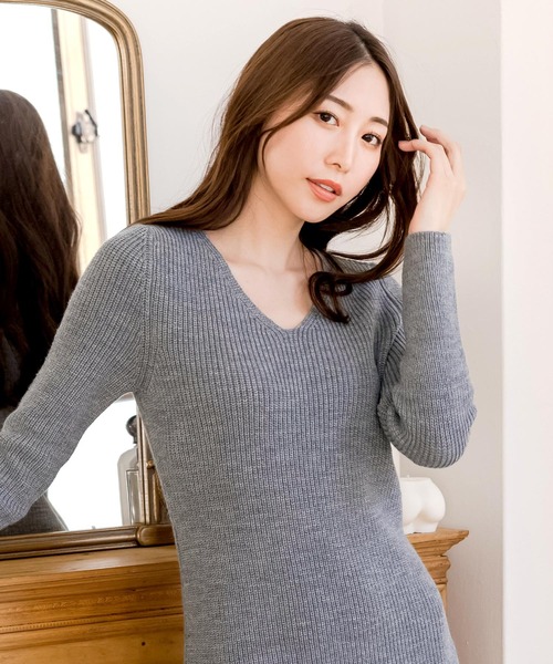 Vネックニットワンピース（ワンピース）｜JULIA BOUTIQUE（ジュリアブティック）
