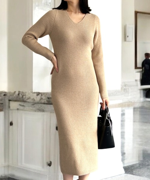 Vネックニットワンピース（ワンピース）｜JULIA BOUTIQUE（ジュリアブティック）