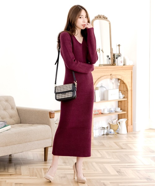 Vネックニットワンピース（ワンピース）｜JULIA BOUTIQUE（ジュリアブティック）