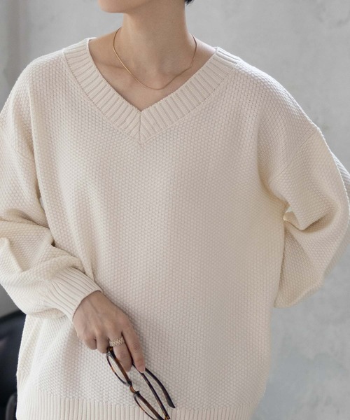 NAVY(ネイビー)の「【nAvy】カノコVネックプルオーバー ニット(ニット/セーター・レディース・ホワイト/ピンク/ブラック/サックスブルー・フリー)」の5枚目の写真